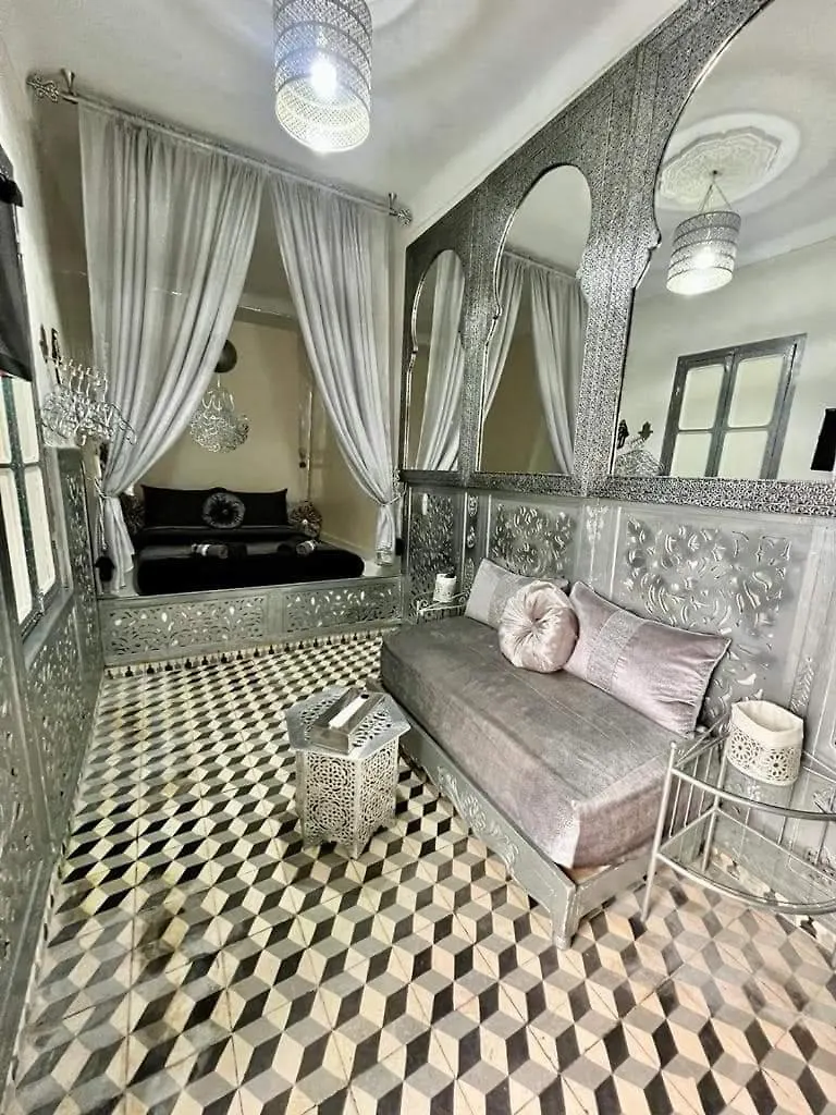 Πανσιόν Riad 1001 Couleurs Μαρακές